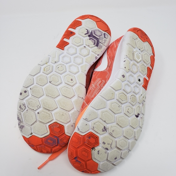 Nike Womans Size 7 Orange White Running Shoe FLAW Read Description - Picture 12 of 16